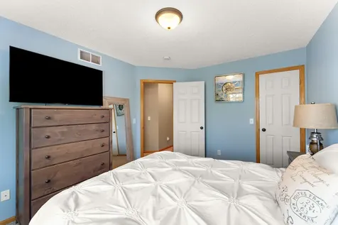8598 Quarry Ridge Lane Woodbury MN 55125