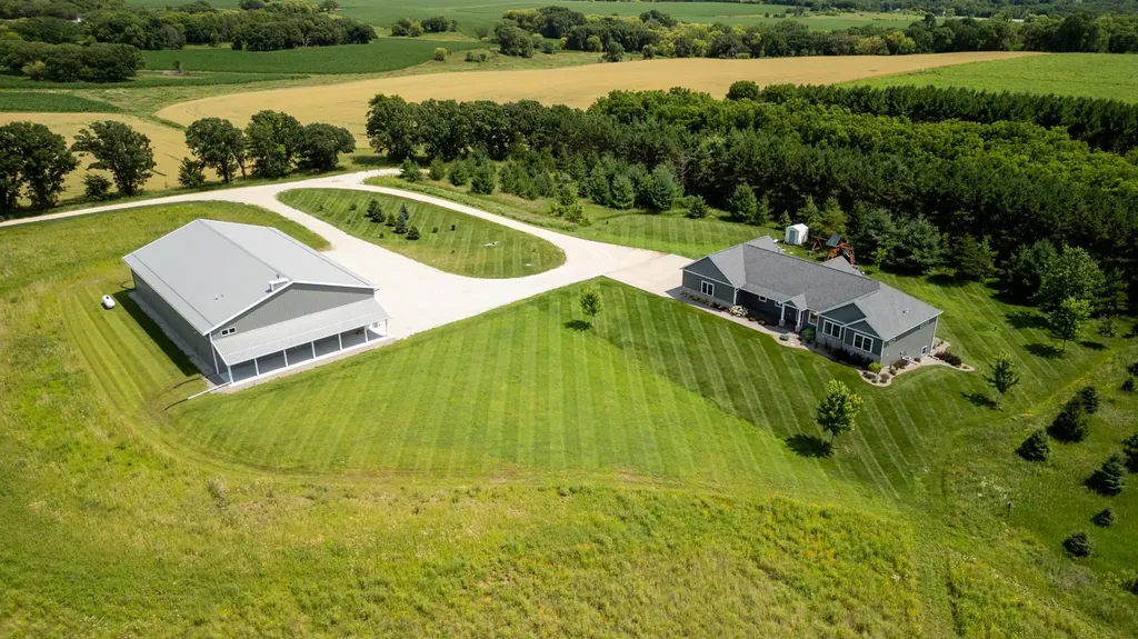 5490 College View Road E Rochester MN 55904