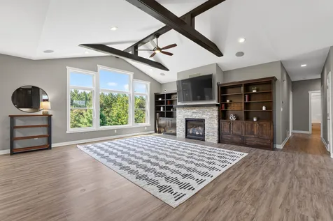 5490 College View Road E Rochester MN 55904