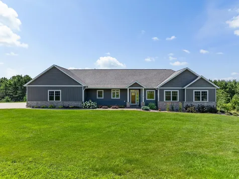 5490 College View Road E Rochester MN 55904
