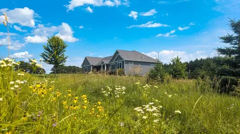 5490 College View Road E Rochester MN 55904