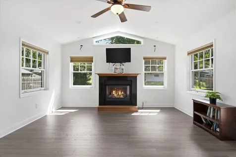 8137 16th Avenue S Bloomington MN 55425