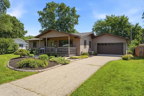 8137 16th Avenue S Bloomington MN 55425