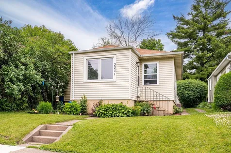 3331 Vernon Street Duluth MN 55806