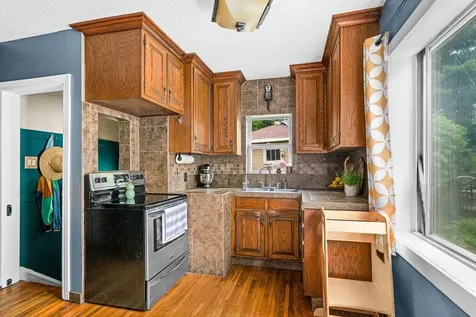 3331 Vernon Street Duluth MN 55806