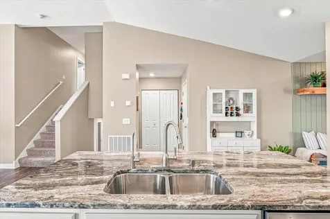 4539 Cobalt Lane Woodbury MN 55129