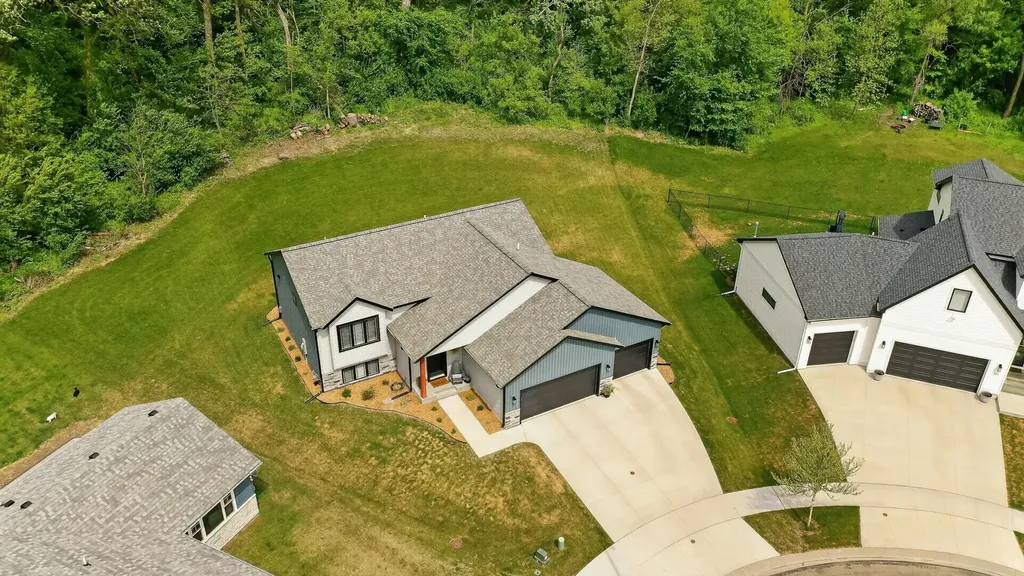5411 Destination Lane NE Rochester MN 55906
