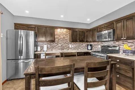 1738 Palisade Circle Eagan MN 55122