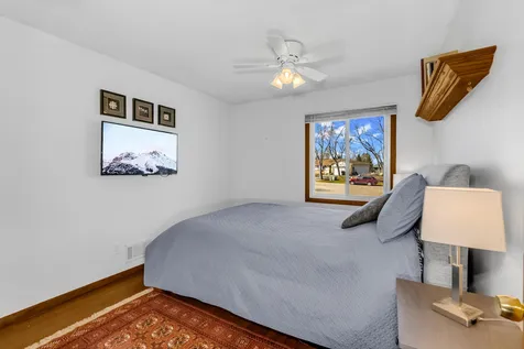 1738 Palisade Circle Eagan MN 55122