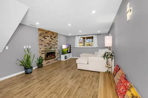 1738 Palisade Circle Eagan MN 55122
