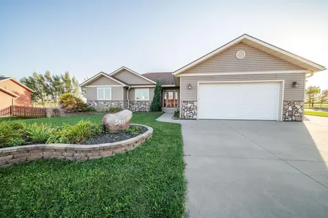 580 Canyon Lane NW Eyota MN 55934