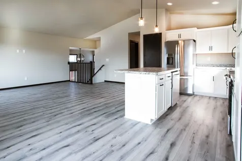 1114 Meadowlark Lane S Casselton ND 58012