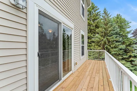 868 Ledgestone Drive Mahtomedi MN 55115