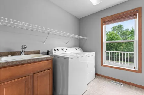 868 Ledgestone Drive Mahtomedi MN 55115