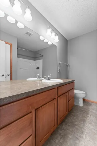 868 Ledgestone Drive Mahtomedi MN 55115