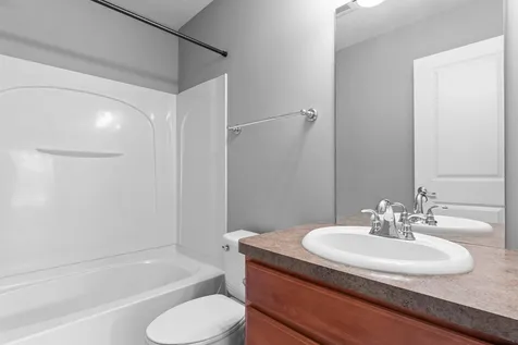 868 Ledgestone Drive Mahtomedi MN 55115