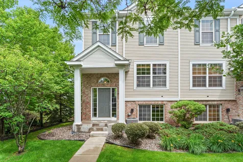 868 Ledgestone Drive Mahtomedi MN 55115