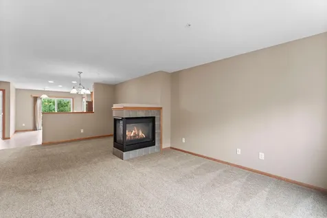 868 Ledgestone Drive Mahtomedi MN 55115