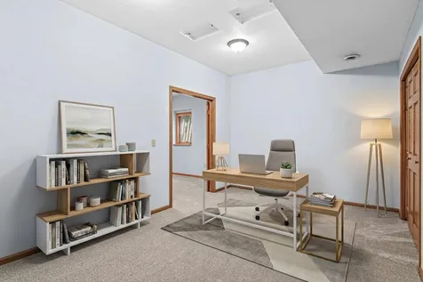 8441 W Lake Drive Chanhassen MN 55317