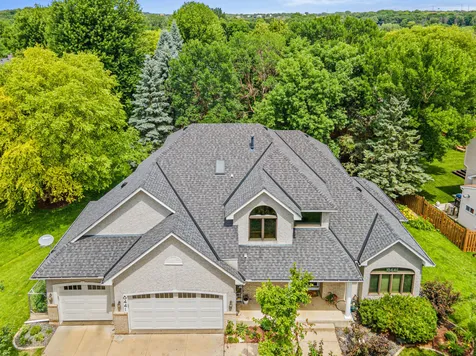 8441 W Lake Drive Chanhassen MN 55317