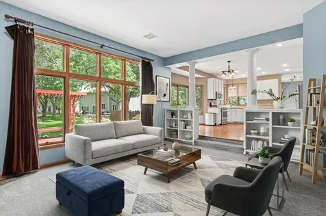 8441 W Lake Drive Chanhassen MN 55317