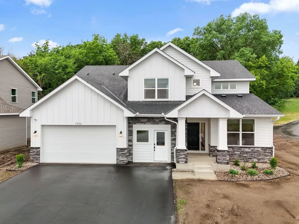 2606 Aspen Drive Shakopee MN 55379