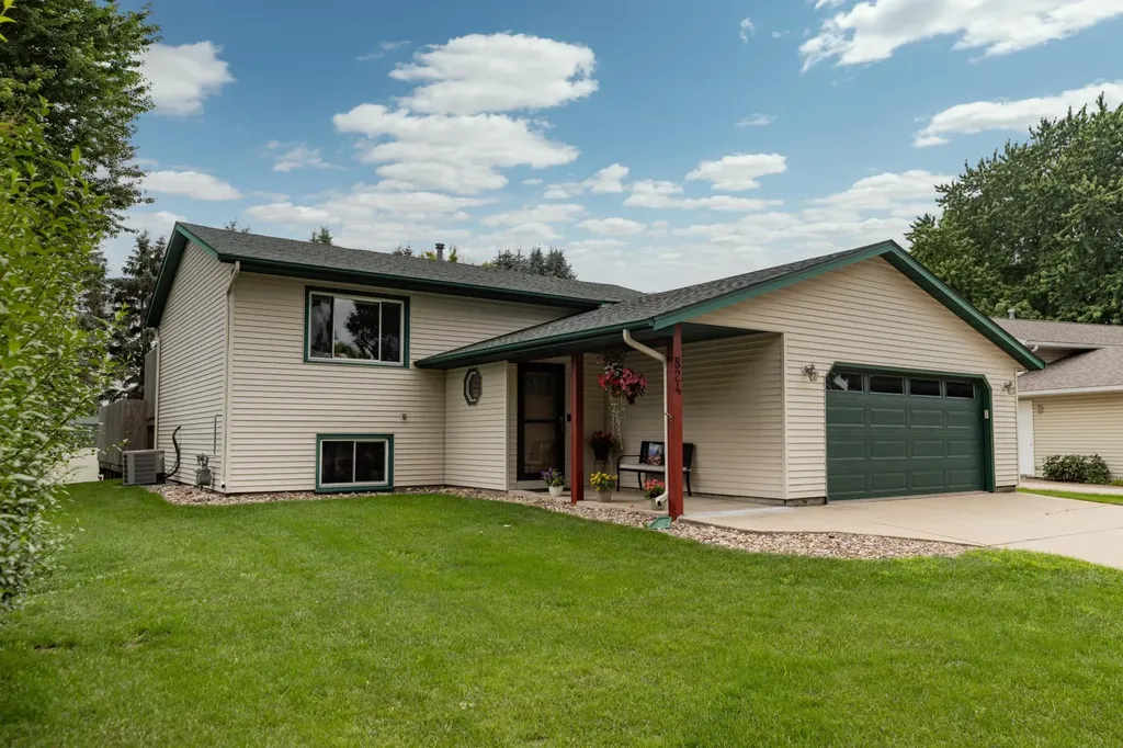 824 26th Street SE Rochester MN 55904