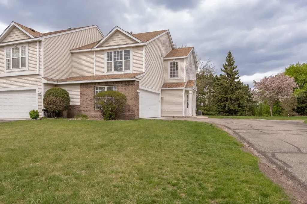 15570 Finch Avenue Apple Valley MN 55124