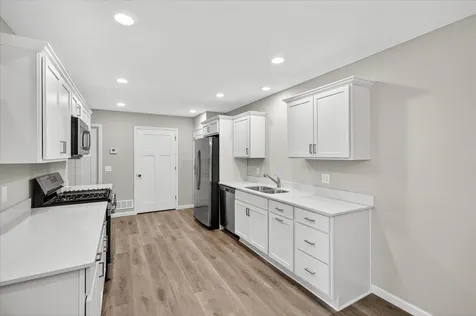 25555 3rd Street W Zimmerman MN 55398