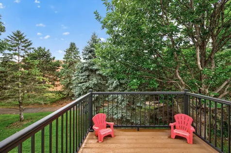 8002 Stratford Circle S Shakopee MN 55379