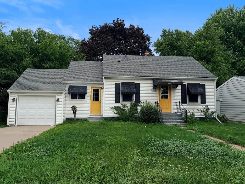 6716 Cedar Lake Road S Saint Louis Park MN 55426