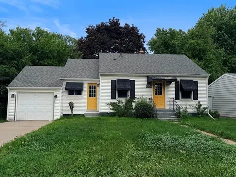 6716 Cedar Lake Road S Saint Louis Park MN 55426