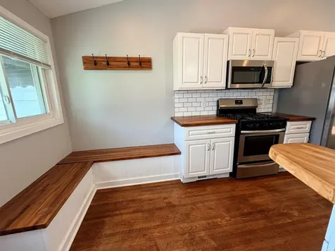6716 Cedar Lake Road S Saint Louis Park MN 55426