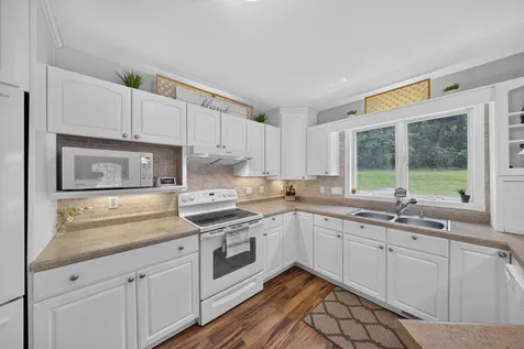 703 James Street NE Chatfield MN 55923