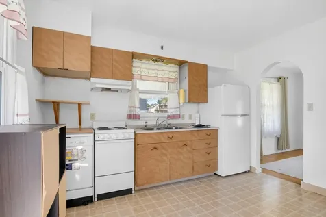 240 7th Street NE Valley City ND 58072
