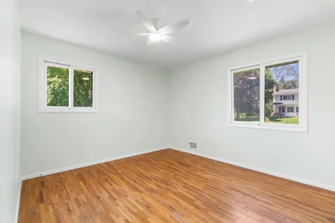 6540 Zealand Avenue N Brooklyn Park MN 55428