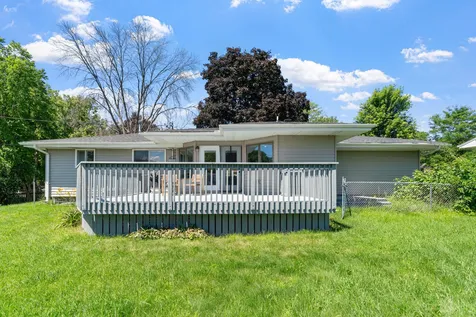 6540 Zealand Avenue N Brooklyn Park MN 55428