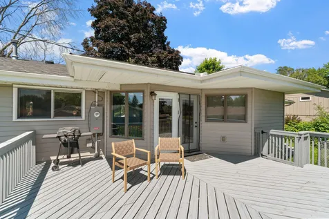 6540 Zealand Avenue N Brooklyn Park MN 55428