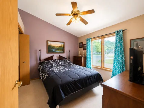 86 Knopp Valley Drive Winona MN 55987