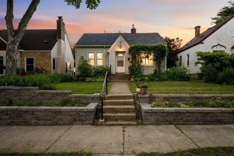 3039 Cleveland Street NE Minneapolis MN 55418