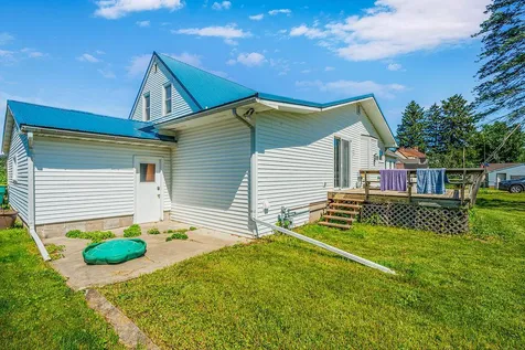422 S Ellsworth Street Houston MN 55943