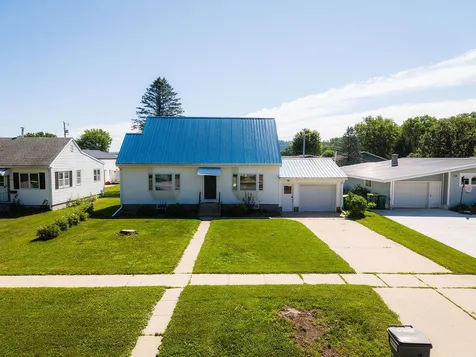 422 S Ellsworth Street Houston MN 55943