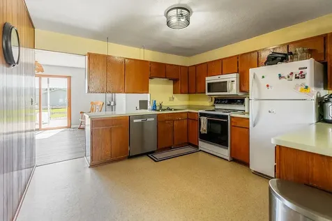 422 S Ellsworth Street Houston MN 55943