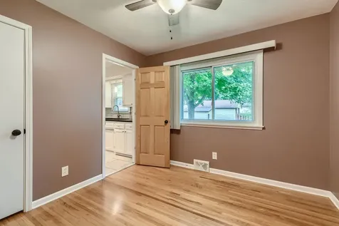 3845 Vera Cruz Avenue N Robbinsdale MN 55422