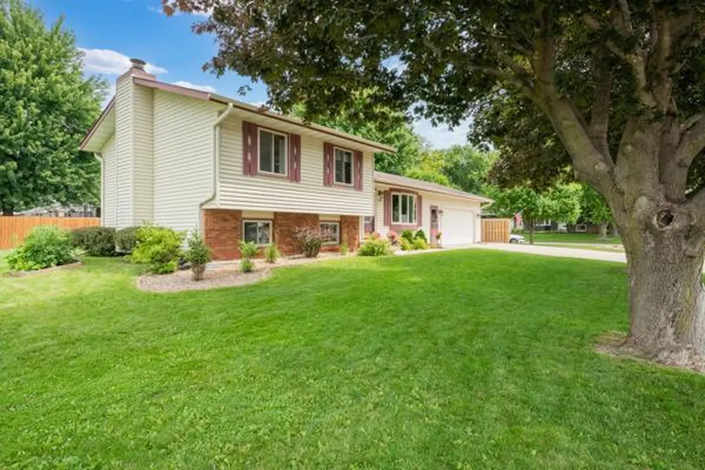 507 3rd Street NE Kasson MN 55944