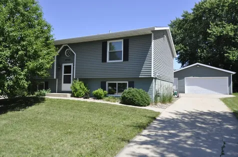 4822 22nd Avenue NW Rochester MN 55901