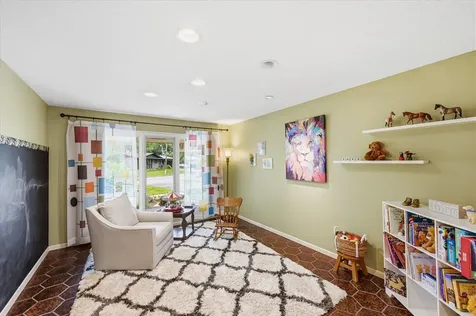 8913 S Minnehaha Circle Saint Louis Park MN 55426