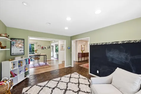 8913 S Minnehaha Circle Saint Louis Park MN 55426