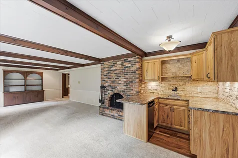 8913 S Minnehaha Circle Saint Louis Park MN 55426