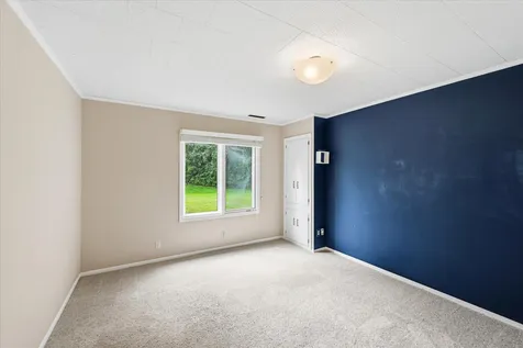 8913 S Minnehaha Circle Saint Louis Park MN 55426
